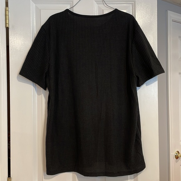 NEW ChArmkp R Shirt || Size XL - Picture 2 of 8